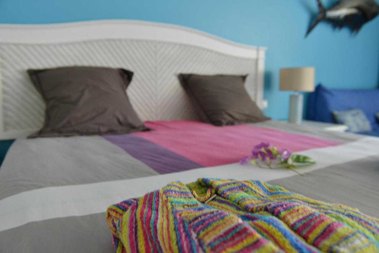 studio BLEU TURQUOISE Le Gosier  Extérieur photo